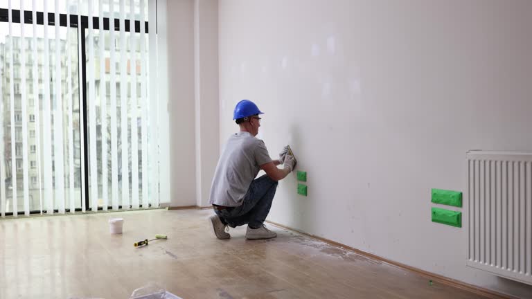 Garage Floor Epoxy Painting in Chenoweth, OR